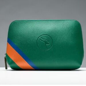 Qantas Airlines Business  Class Centenary 100 Years Amenity 1970s style